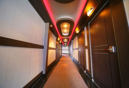 뉴그랜드호텔 로비