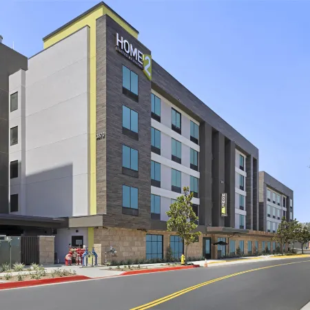 Home2 Suites by Hilton Riverside Downtown