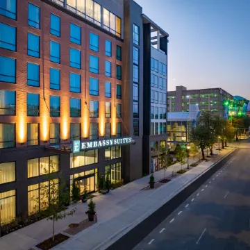 Embassy Suites by Hilton Chattanooga Downtown