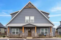 The Rock at Branson Cove 5 BDR on Table Rock! - Wifi
