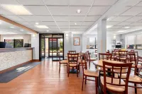 Days Inn by Wyndham Hillsdale