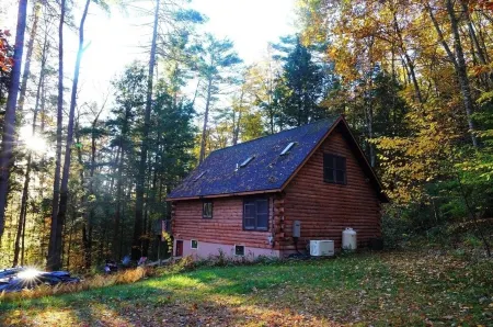 Beautiful Log House In Bolton  In Lake George Paradise! Dog friendly!