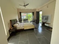 Bliss Farm Stay- Lilly