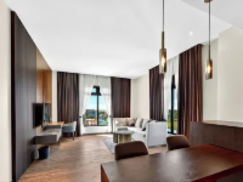 Jewelz By King's Hotel فنادق في جورج تاون