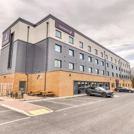 Premier Inn Abingdon (A34)