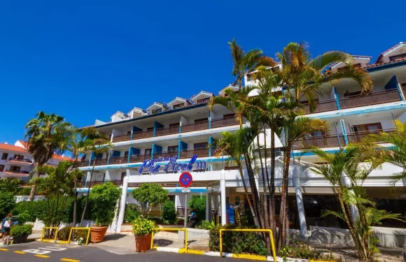 佩茲阿祖爾公寓