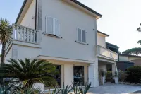 Rouge Maison Hotels in 