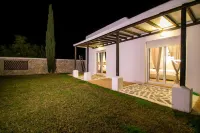 Villa Olympos Close to Anthony Quinn Bay -  Ferienhäuser
