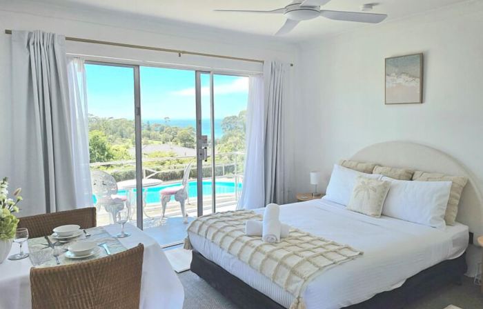 Mollymook Ocean View Motel - Welcoming Guests 18 Years and Older