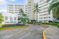Apartment 7 people Pool Golf, acces to the Beach. - Condos