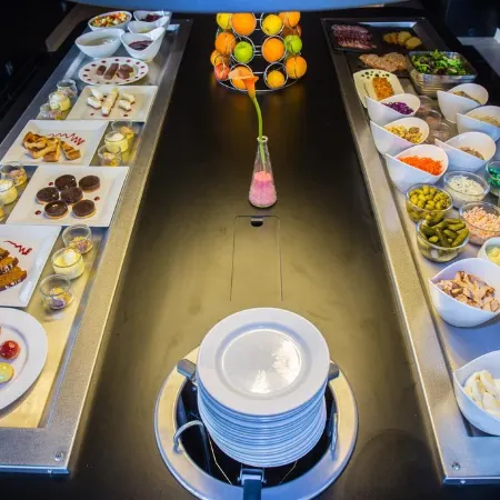 Hotel Inn Design Laval