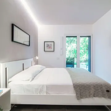 My Venini - by Myhomeincomo