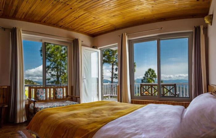 Kasar Rainbow Yoga Retreat