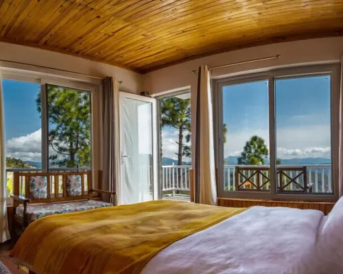 Kasar Rainbow Yoga Retreat Hotels in Almora