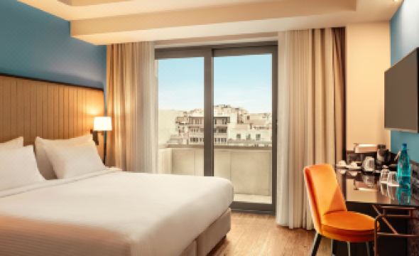 Zeus Essence Athens Central