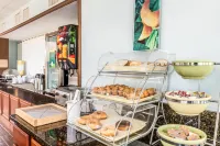 Quality Suites Paducah I-24 - Bữa sáng