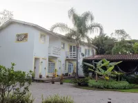 Pousada Quinta da Margem Hoteles cerca de Playa Galheta