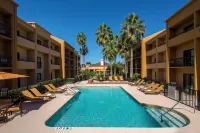 Courtyard Melbourne West Hotels in Melbourne