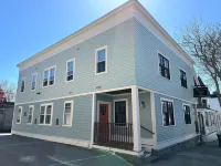 Entire Modern 7 Unit 7 Bath Boutique Inn - Pet friendly