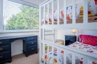 Taliesin - 5 Bedroom Holiday Home - Tenby - 2-Star