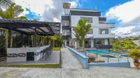 The Palms Hotel - Pools