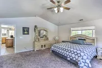 Private Pool and Game Room Family Weaverville Gem - Homestays