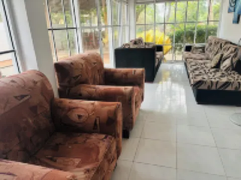 尼勒韋利海灘別墅酒店