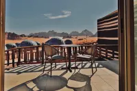Mars Land Luxury Camp