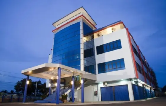 Wahana Inn Singkawang Hotels in Pasiran