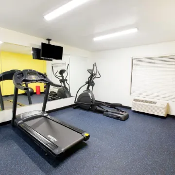 Days Inn by Wyndham Norman