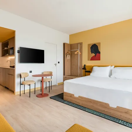 Hampton by Hilton Bordeaux Merignac Airport