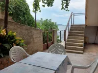 Apartment Bila Hotels in Tisno