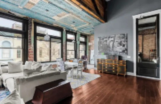 LeCoop Ultra Luxury 2 Bed Loft on Bourbon Trail.Close to All Distilleries