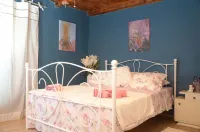 House Mare - Pet friendly