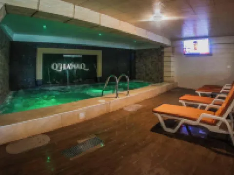 Hotel Sauna Qhawaq Hotels near Parque de la Identidad Huanca