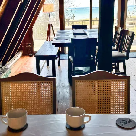 Spacious 5-bedroom A-Frame in South Haven with view of Lake Michigan Отели в г. Каско Тауншип