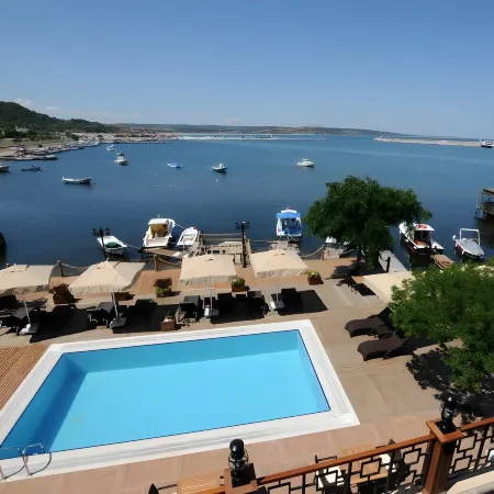 Phellos Suites Boutique Hotel
