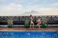 Lafayette Boutique Hotel Yogyakarta - piscina