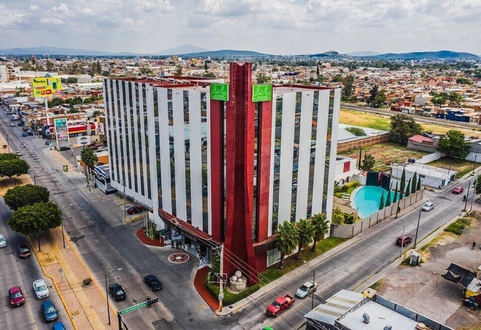 hotel overview picture