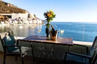 Royalis Suites Rafailovici - Beachfront Sea View Apartments - Mountain view