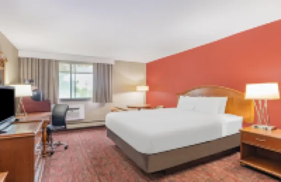 Ramada by Wyndham Grand Forks Hotel di 