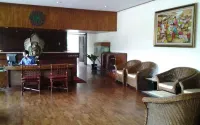 Abadi Asri Hotel