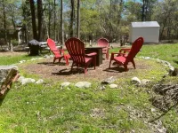 Cozy Chalet With Hot Tub And Pool 3 Bedroom Home Hotels in 