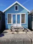 Stargaze From a Beach hut on the Mudeford Sandbank
