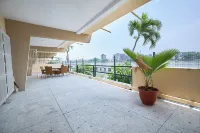 THE CARRINGTON SUITES