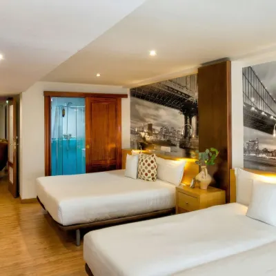 Hospedaje Boutique Weber's Hotels in de buurt van Recinto Ferial Luis Adaro