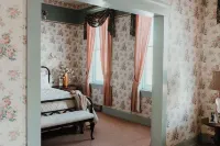 Strassner Suites - Imy Suite