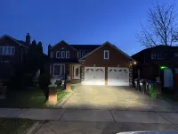 3 Bdrms - Near Airport, sq 1 Hotels near Lisgar