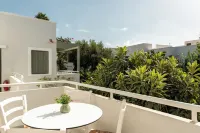 Nissia Kamares - Scenic