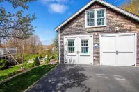 Ping-pong & Fire Pit! Renovated Marshfield Cottage - 4 stelle